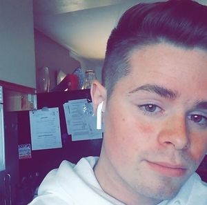 Meet your Posher, Jason